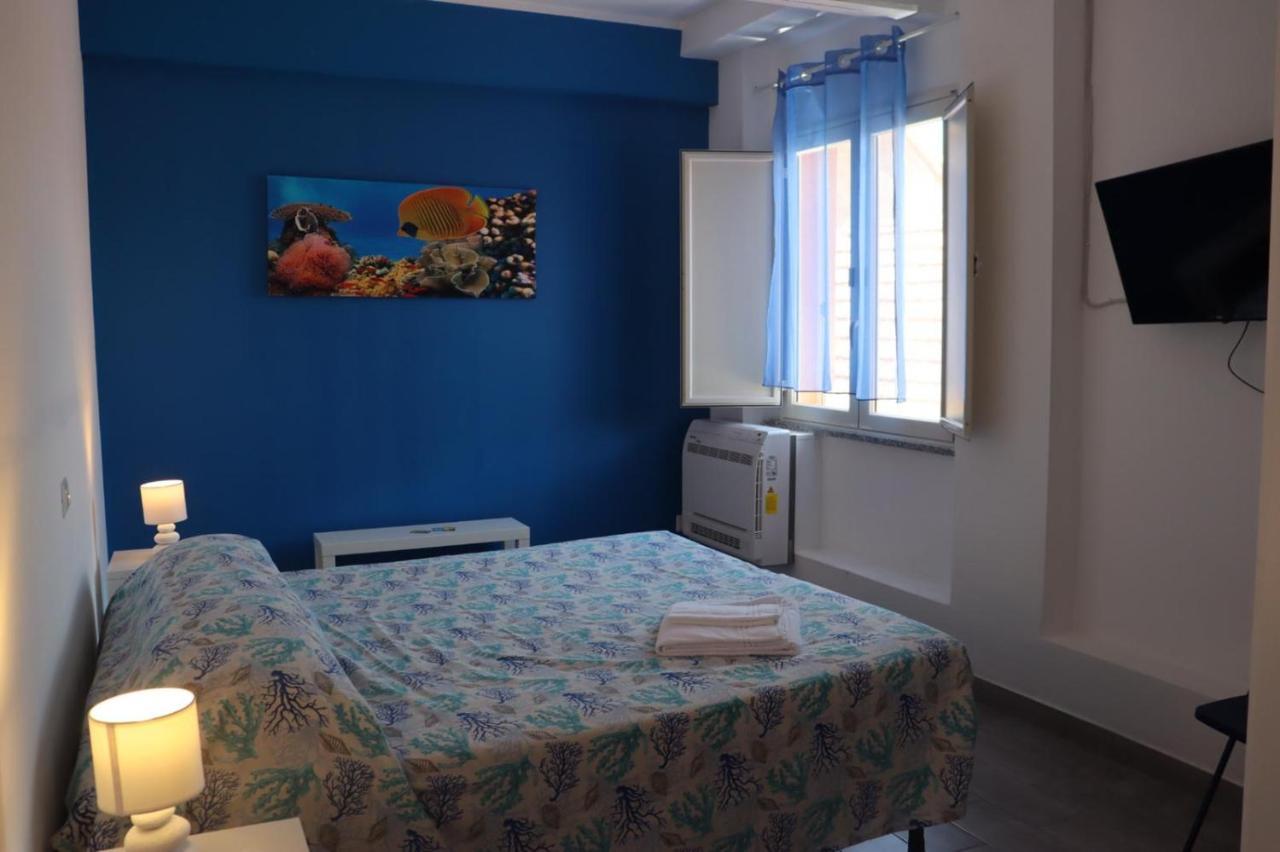 La Conchiglia 2.0 Bed & Breakfast Soverato Marina Exterior photo